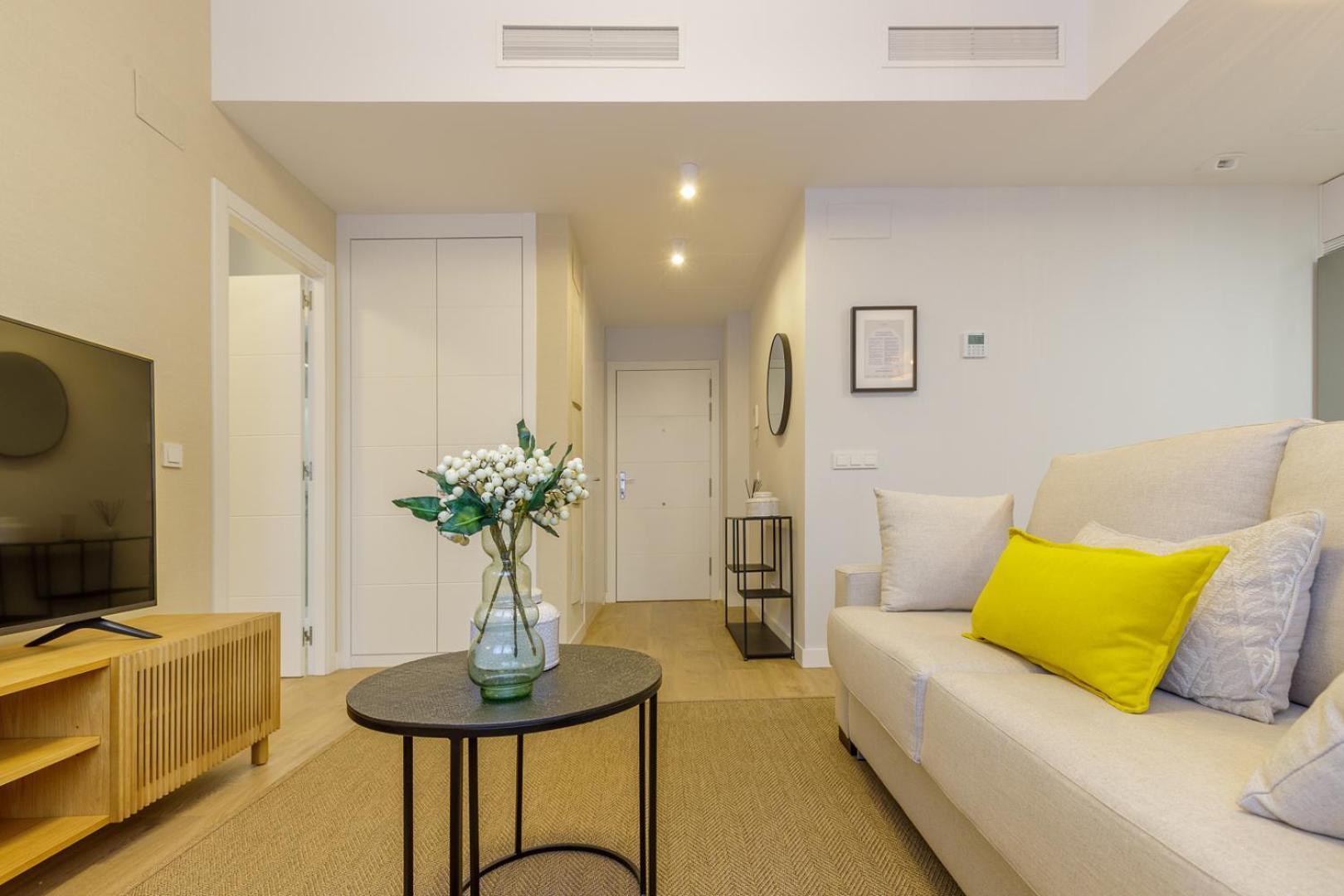 Apartment Malagueta Miramar With Shared Pool By Caleta Homes Málaga